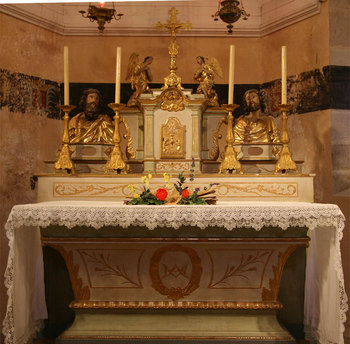 L'autel de la chapelle