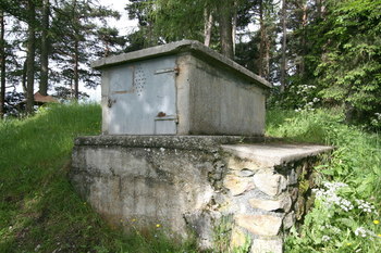 2018-06-07 Réservoir d'eau N°2 : dans le bois de Baury