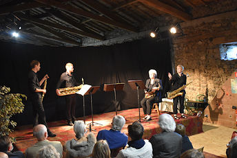 2021 08 09 Concert "Les trois Chaises" : au château de la Borie