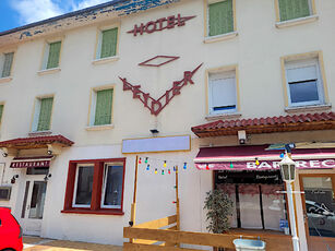 2023 06 12 hôtel "La terrasse du mont Bar"
