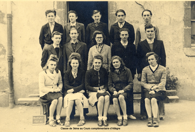 124 - 1946 école laïque