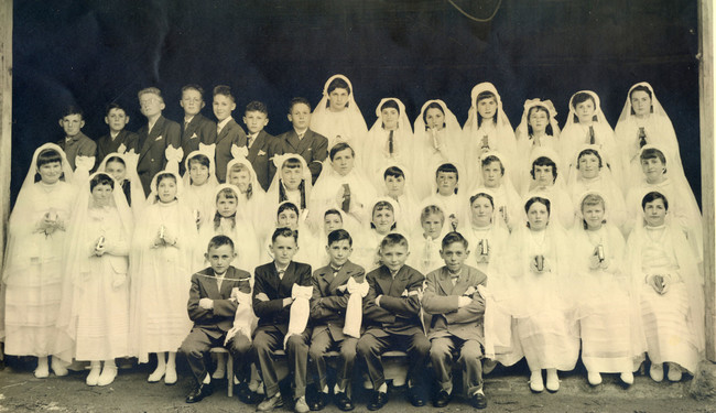 134 - 1942 environ, communion à l'école Saint-Paul