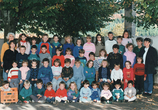 136 - 1989 1990 Ecole St Paul