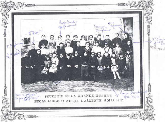 138 - 1917 A l'école Saint Paul 