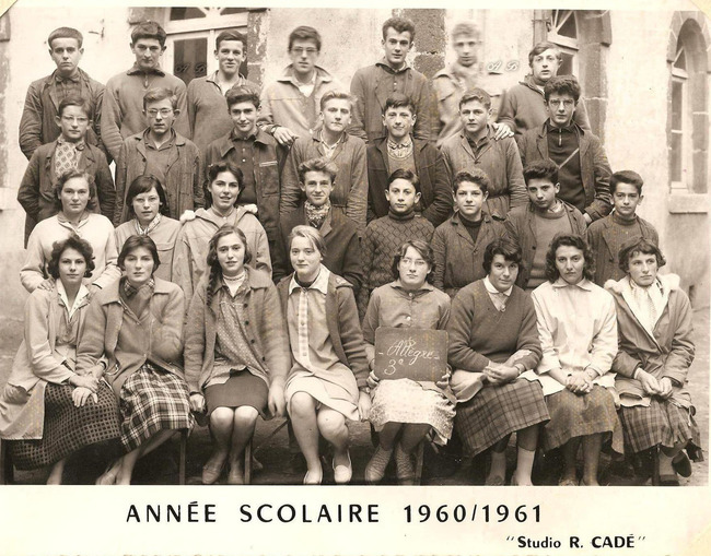 149 - 1960-1961 classe de 3eme à l'école Laïque