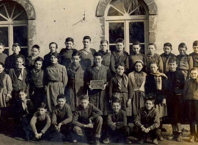 69 -  Une classe de l'école publique en 1956-1957