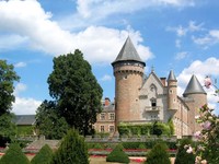 Chateau de Busset (ce fief passe à la famille des Tourzel)