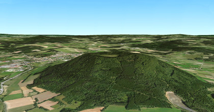 Vue aérienne du mont Bar à partir de Serres